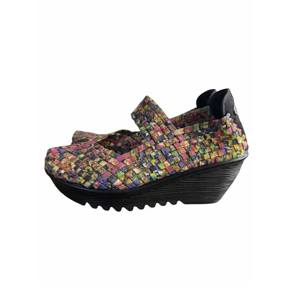 Bernie Mev Lulia Wedge Shoes Womens EU 38/8M Colorful Woven Slip On Platform